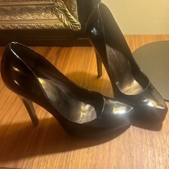 Jessica Simpson classic black heels size 7, classic black stiletto - Picture 4 of 8